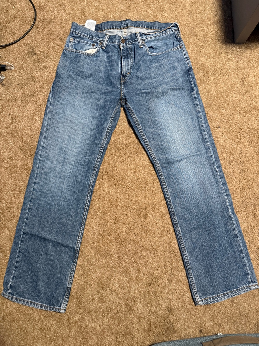 Signature by Levi Strauss Men's Straight-Leg Medium Blue Jeans